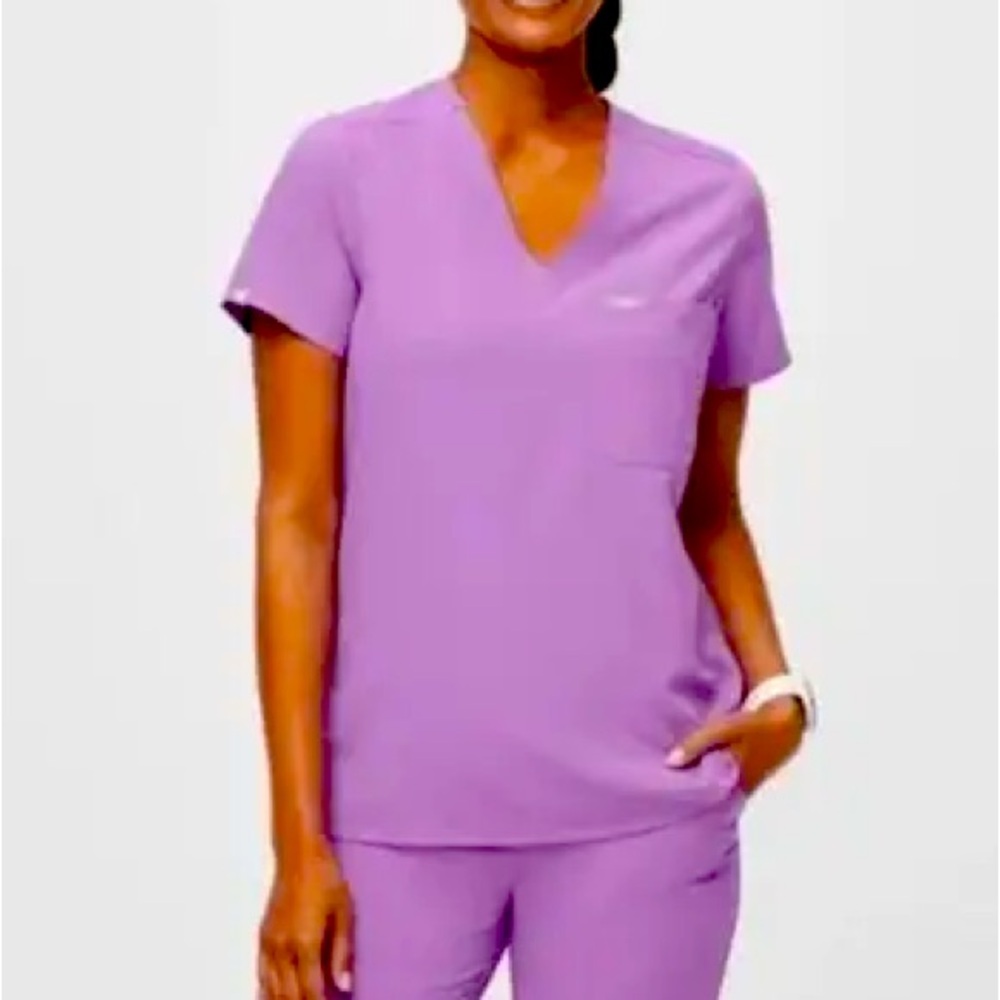 Figs technical collection  lilac dawn scrub top XS/ P